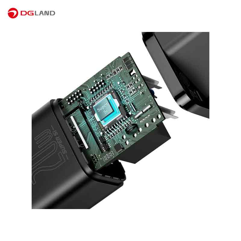 شارژر دیواری 20 وات باسئوس مدل TZCCSUP-B01 به همراه کابل Type-C به Lightning 