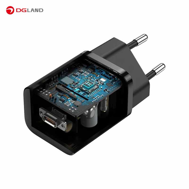 شارژر دیواری 30 وات باسئوس مدل CCSUP-J01